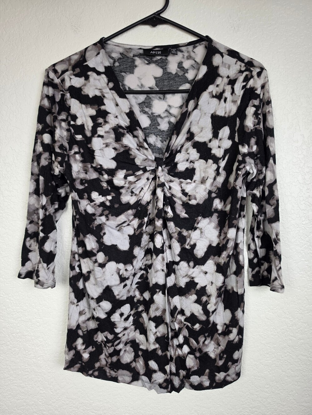 Apt. 9 Petite Medium Black White Floral Print Top